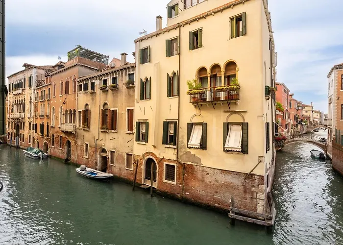 Palazzo Borgoloco Velence