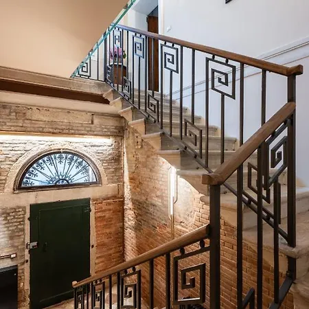 Appartement Palazzo Borgoloco *